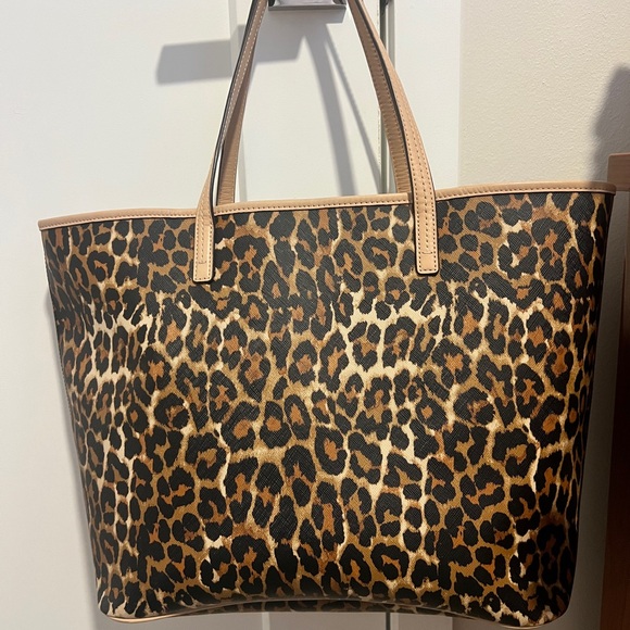 Beautiful Large Coach Brown and Black Cheetah Print Tote - Picture 5 of 13